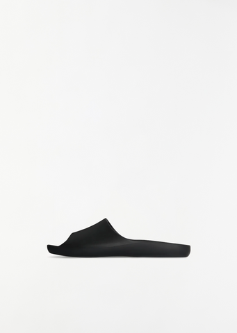Ama Slide — Black