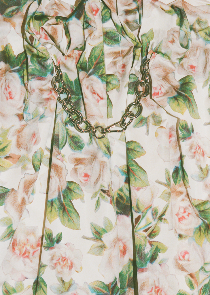 Ruched Fitted Back Chain Detail Dress
