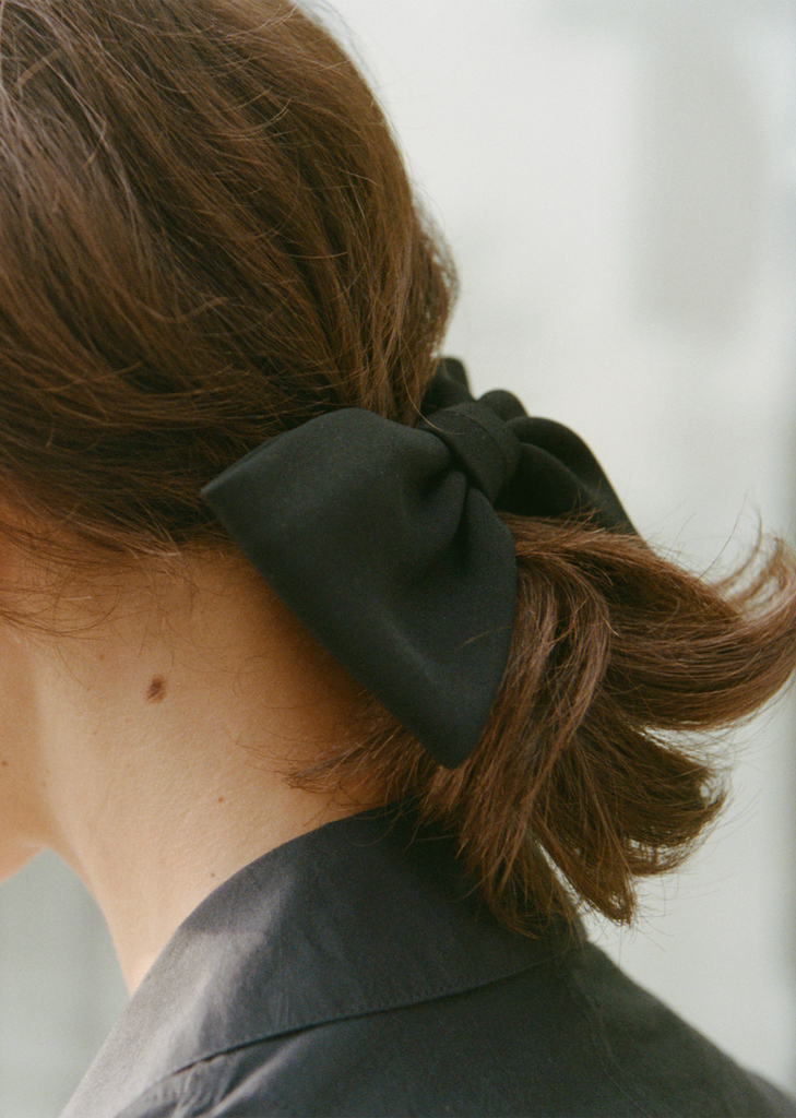 Elegant Bow — Black
