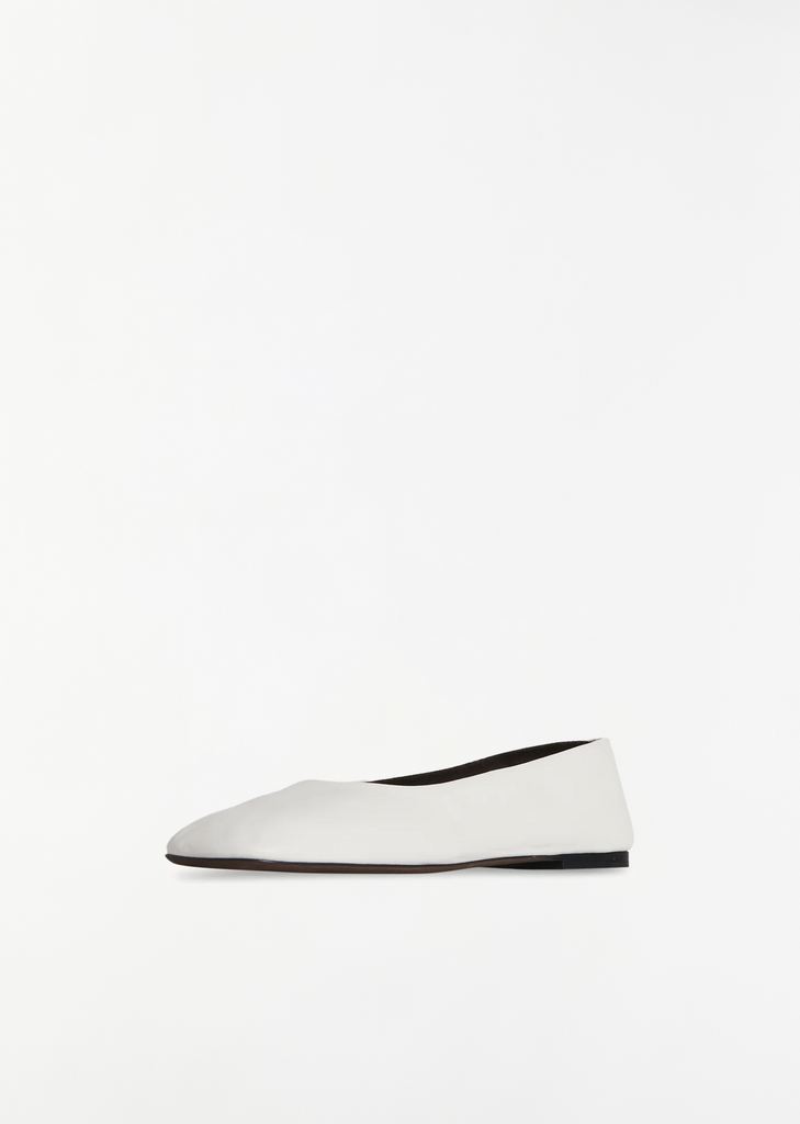 Square Ballet — White