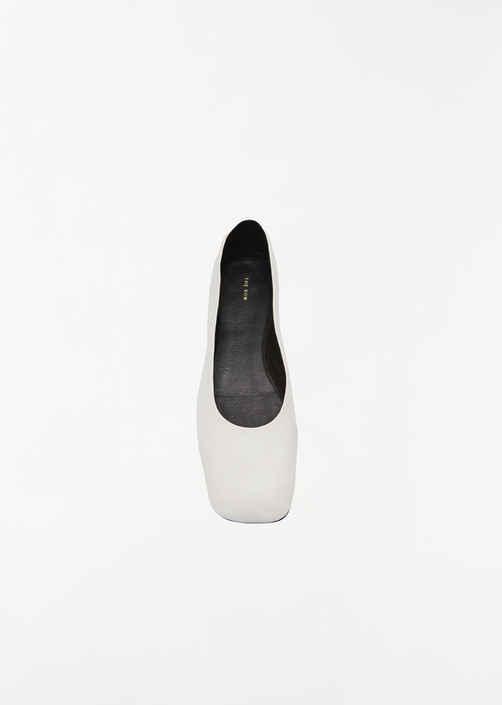 Square Ballet — White