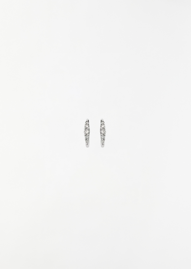 White Diamond Rivulet Medium Oval Hoops