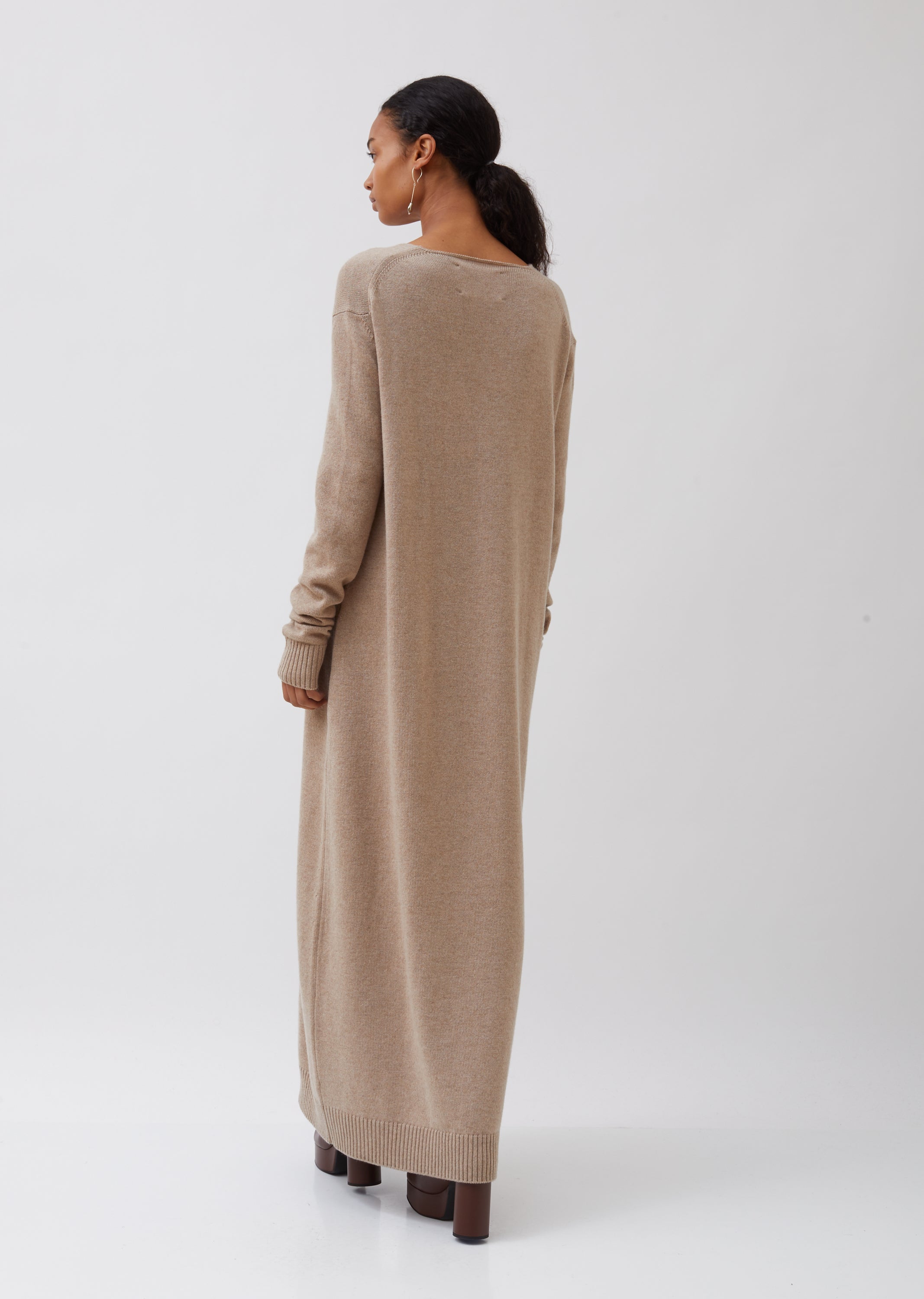 V-Neck Long Sweater Dress La Garonne V-Neck Long Sweater Dress La Garonne