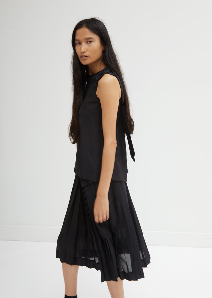 Pleated Skirt with Bows