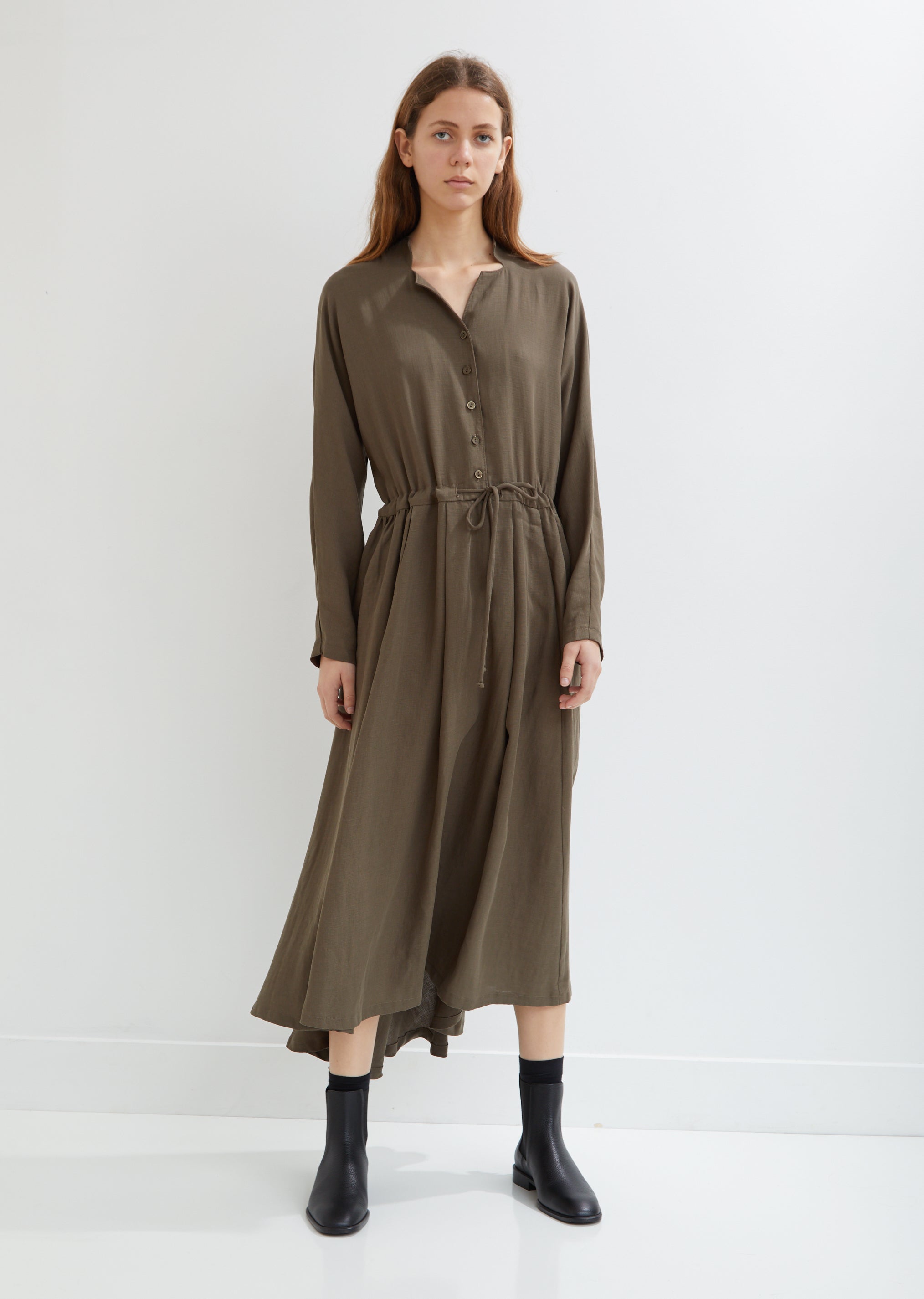 Classy Long Sleeve Dress by Black Crane- La Garonne Classy Long Sleeve Dress by Black Crane- La Garonne