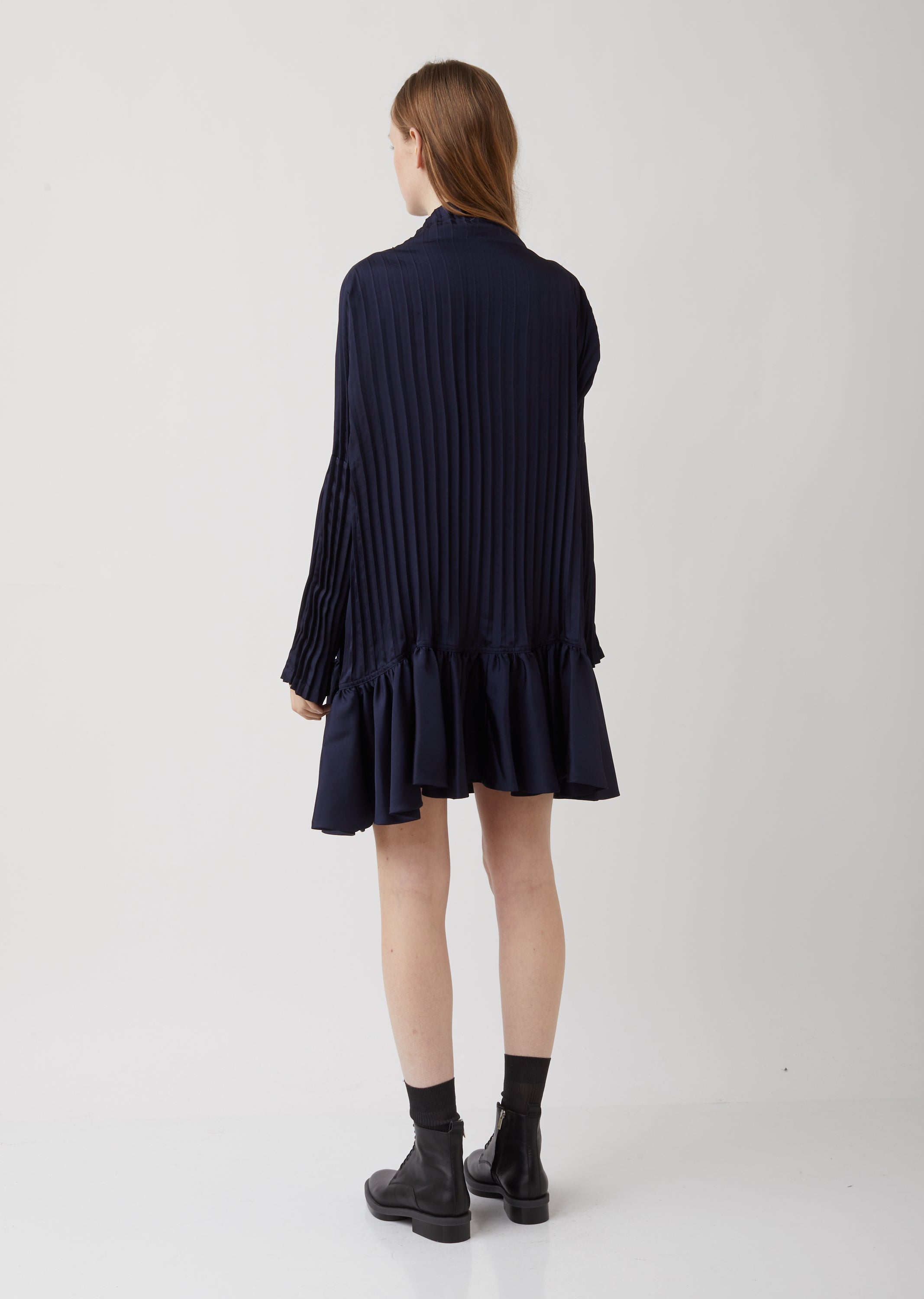 accordion pleat mini dress Designer Clothing Hire | @dionlee accordion pleat mini dress Size 6 RRP $690 Hire price $190
