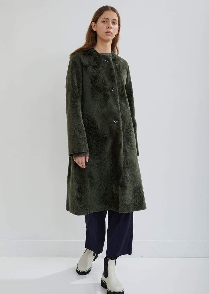 Lust Shearling Coat with Detachable Fur Collar