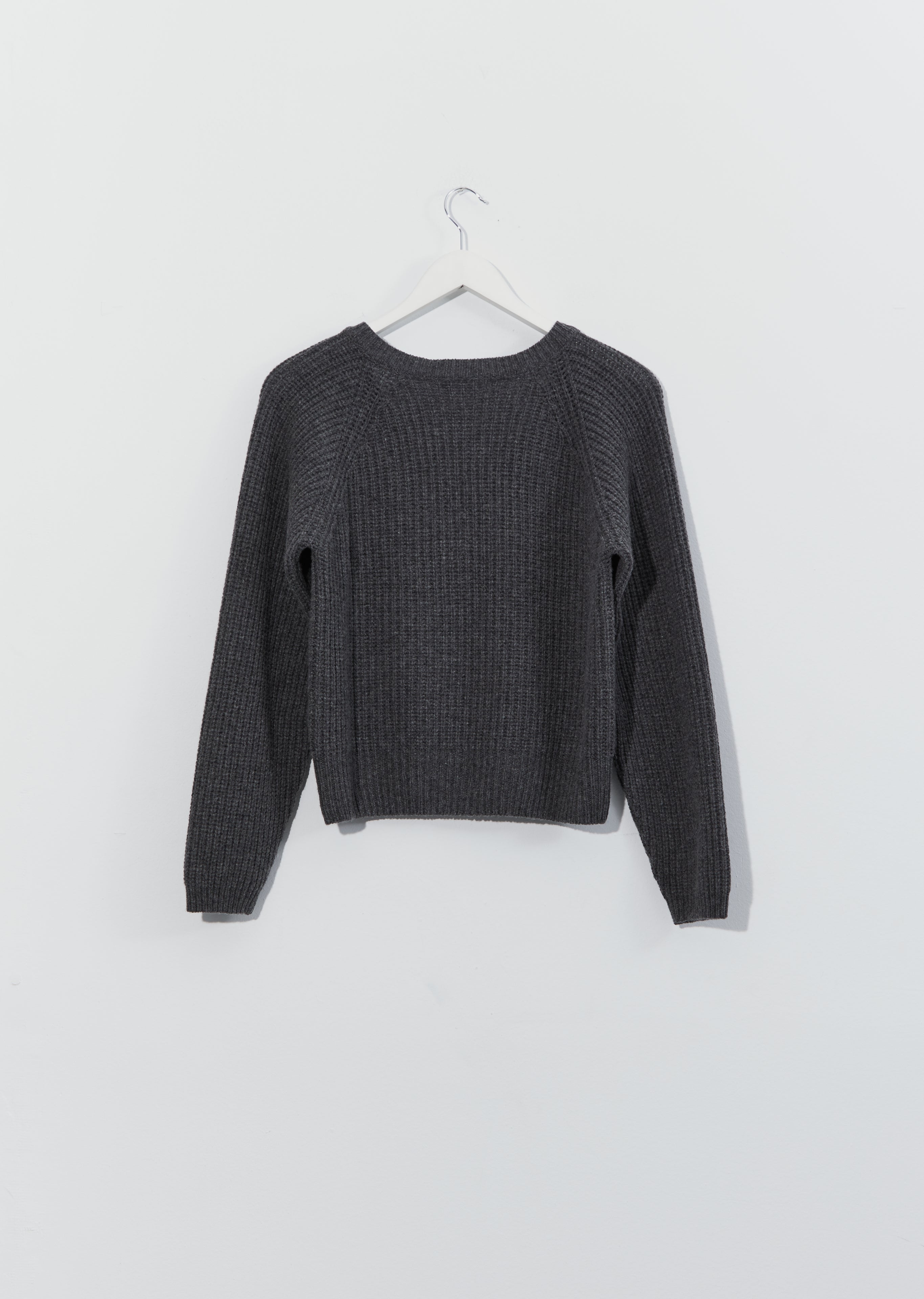 Ribbed V-Neck Sweater – La Garçonne