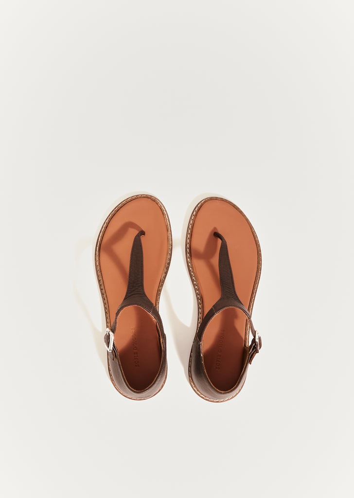 Flavor Grain Leather T-Strap Sandals