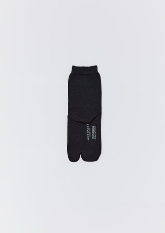 Sik Tabi Socks — Black