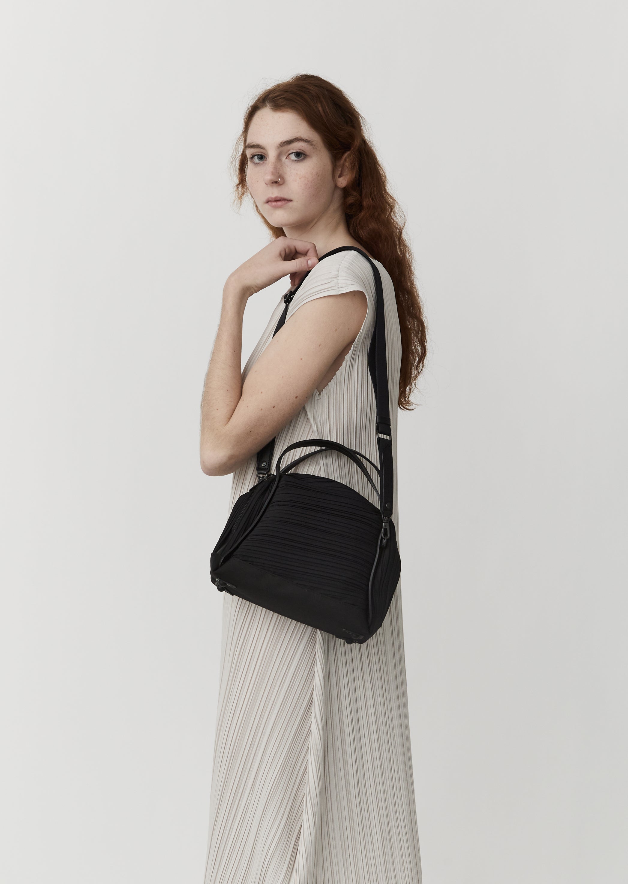 Bias Pleats Shoulder Bag – La Garçonne - Main Image