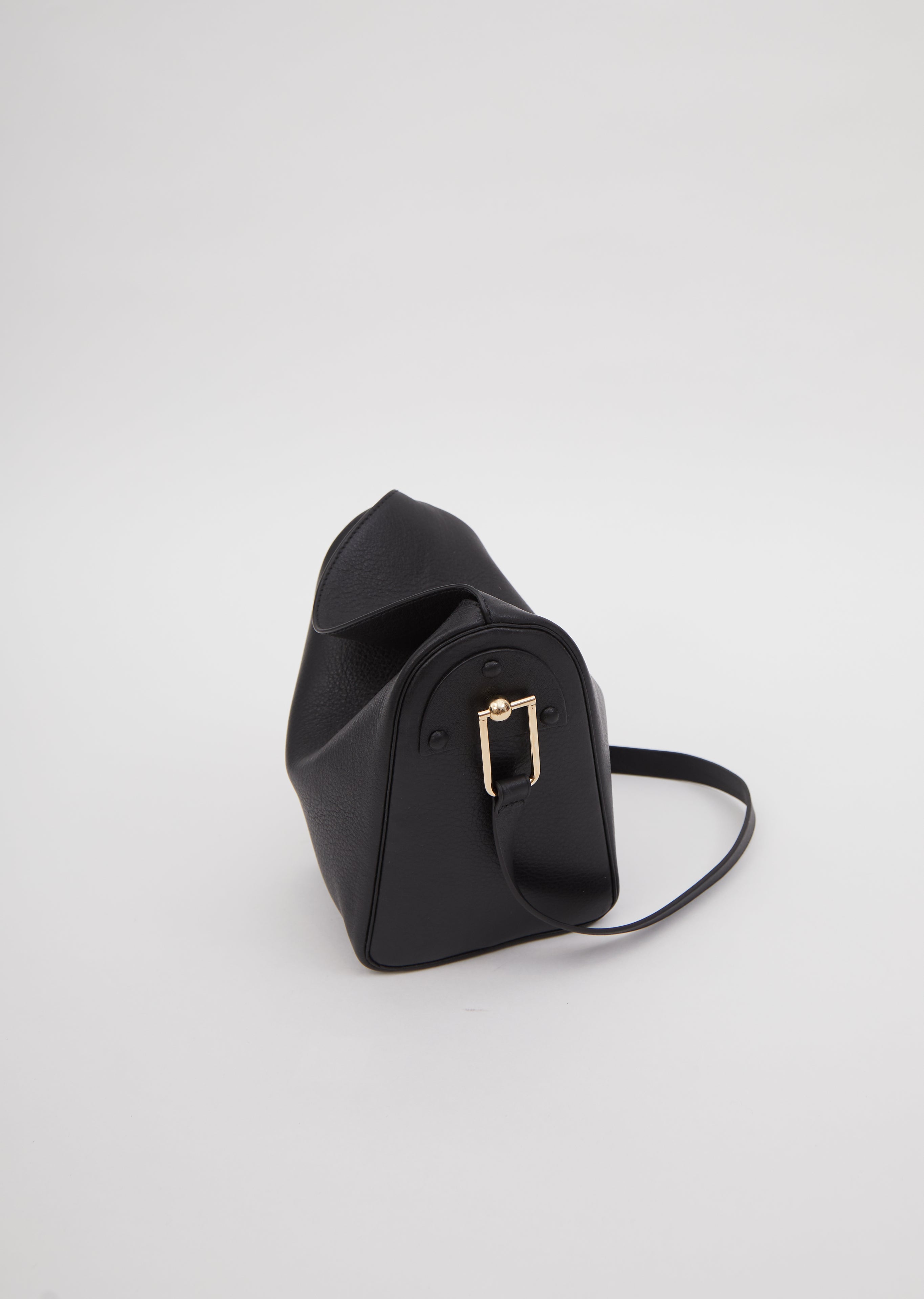 Petite Boite Chapeau Round Shape Sling Bag – Yard of Deals
