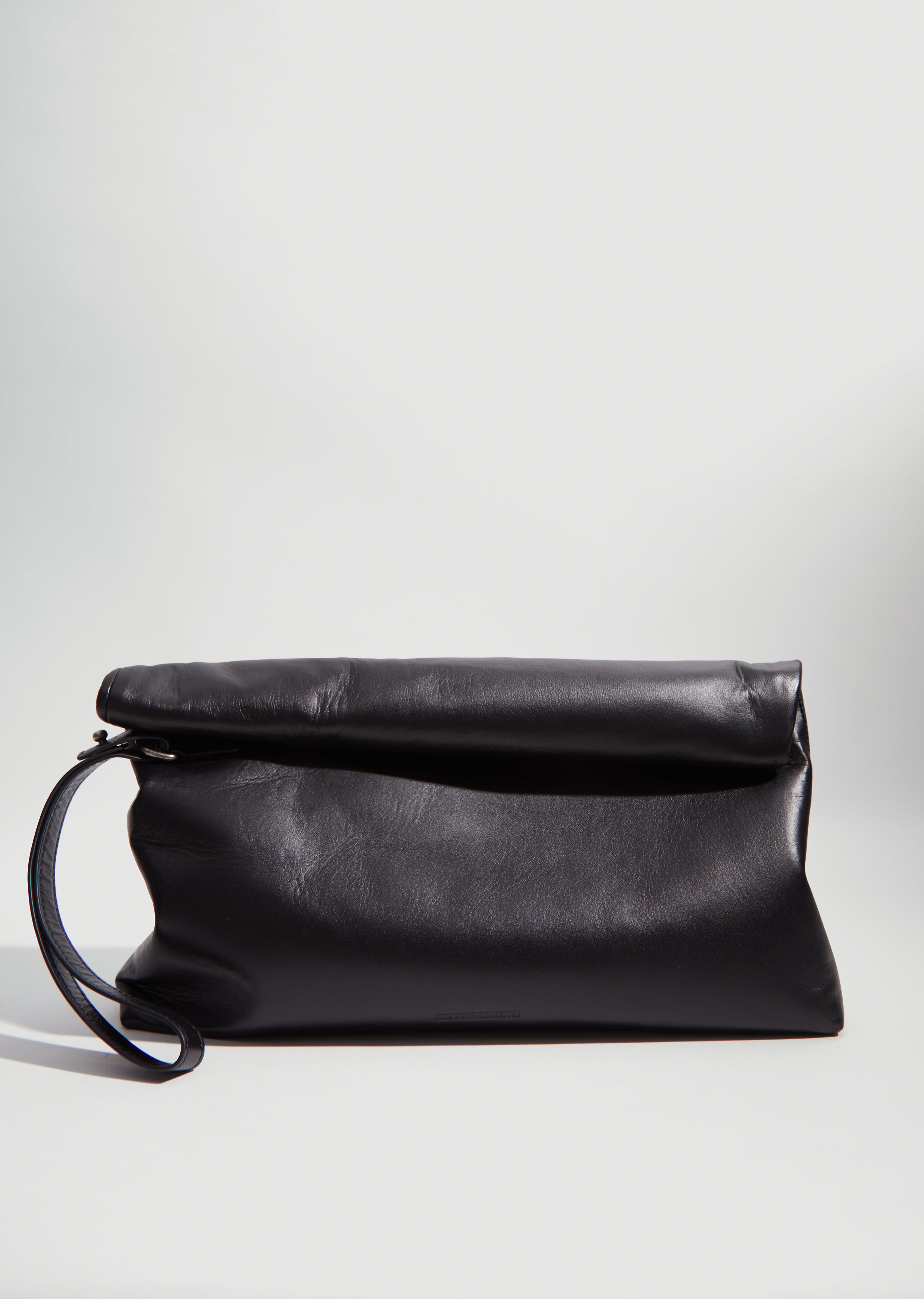 Folded Leather Clutch – La Garçonne