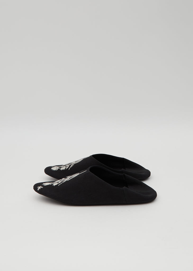 Knit Slippers — Black / Ivory