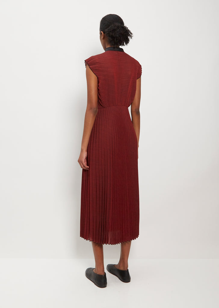 Pleated Sleeveless Dress — Red
