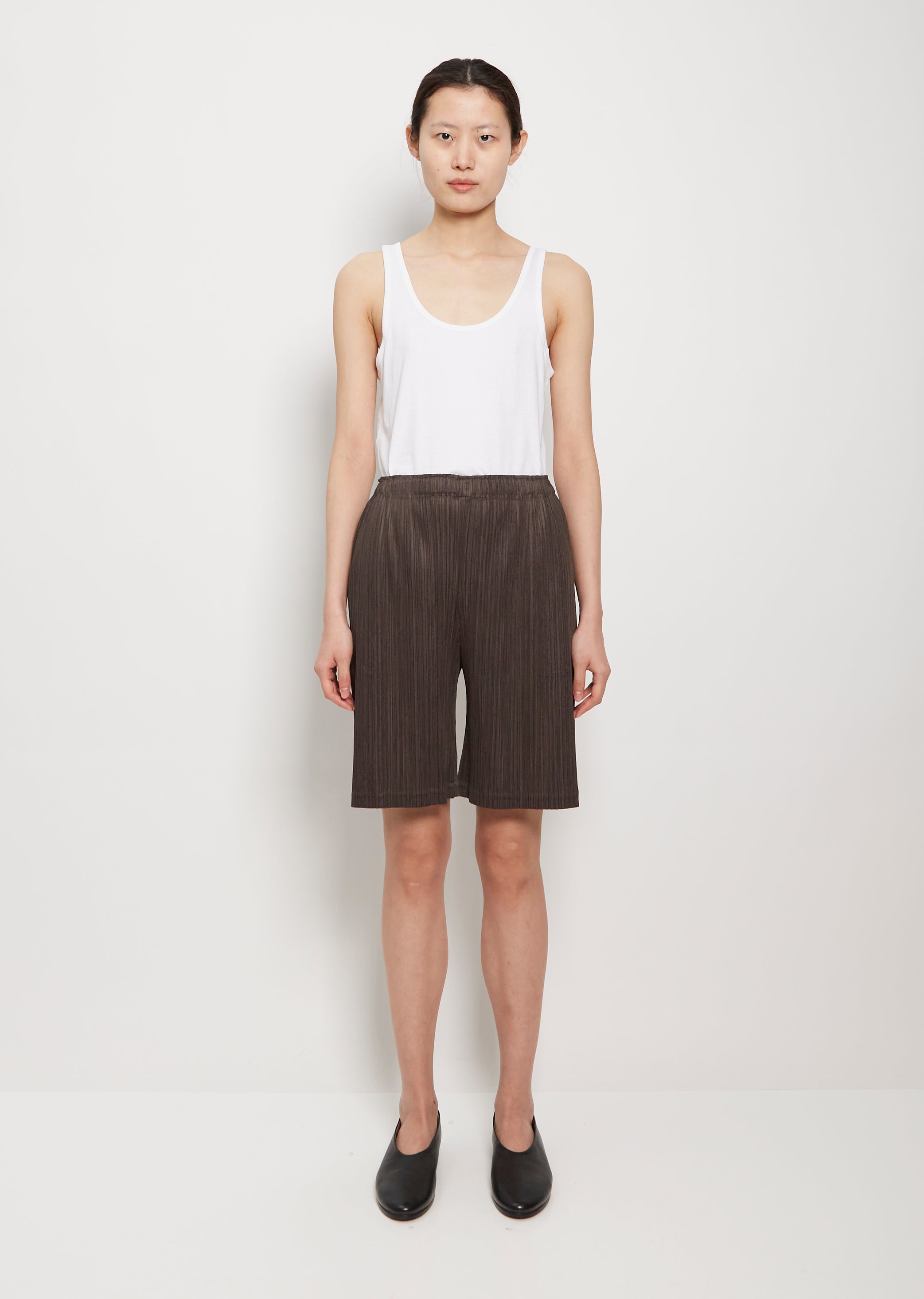 Pleats Shorts - 3 / Charcoal