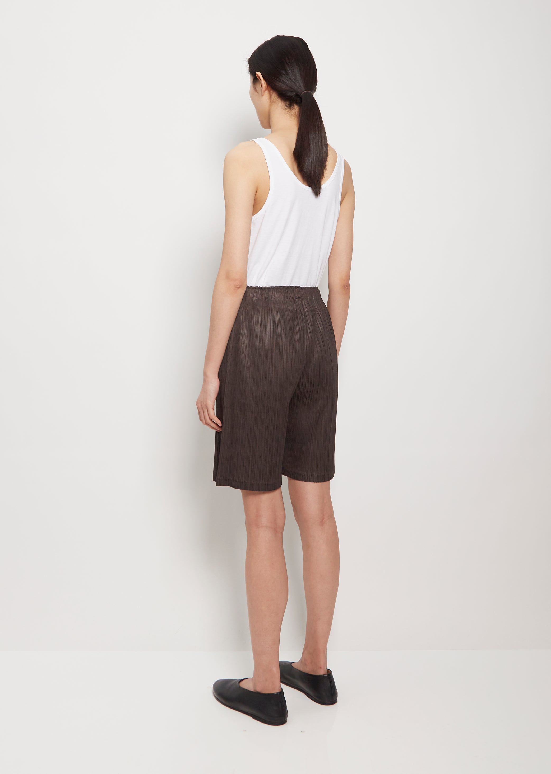 Pleats Shorts - 3 / Charcoal