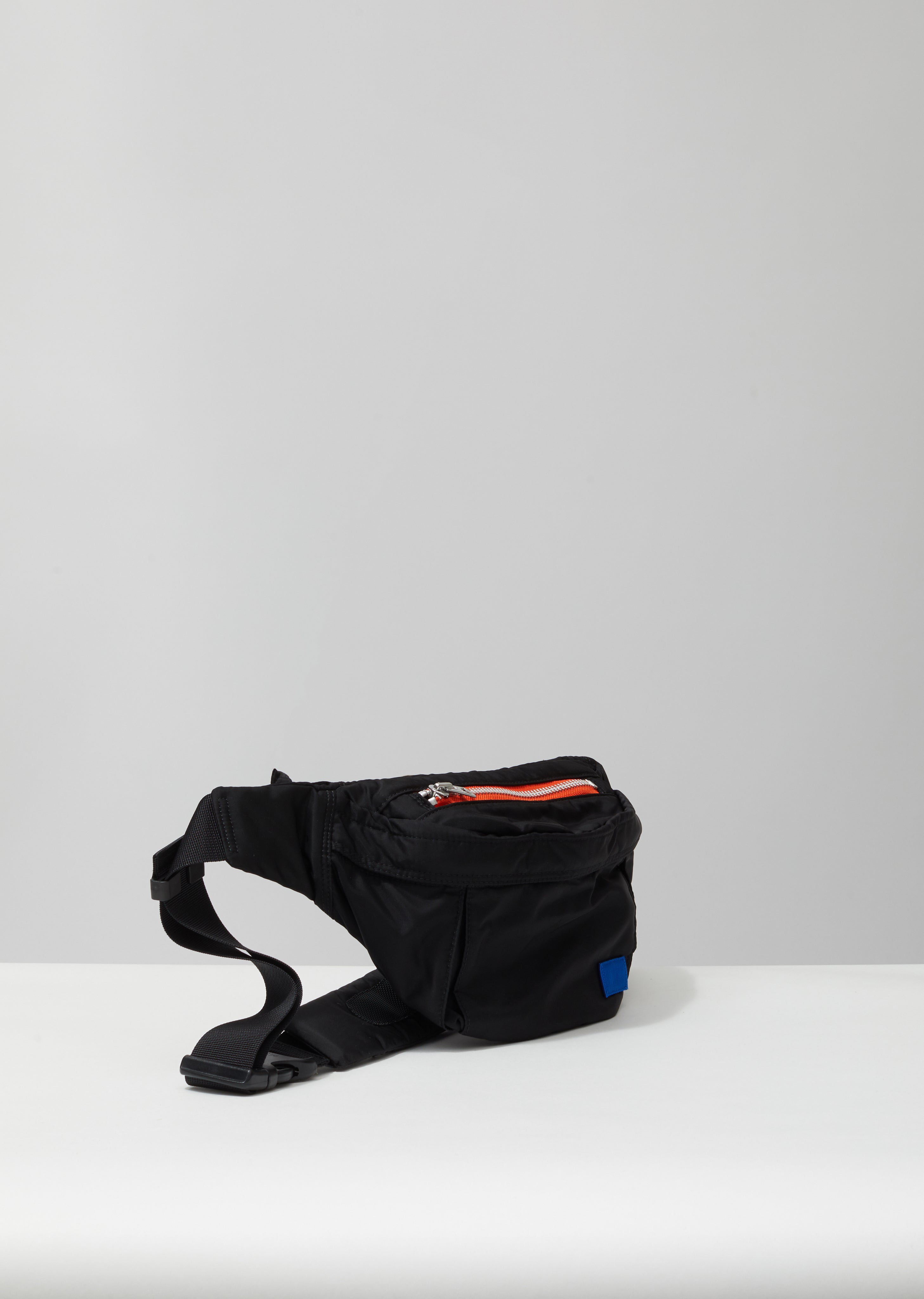 Sacai Multi-pocket Belt Bag in Black for Men