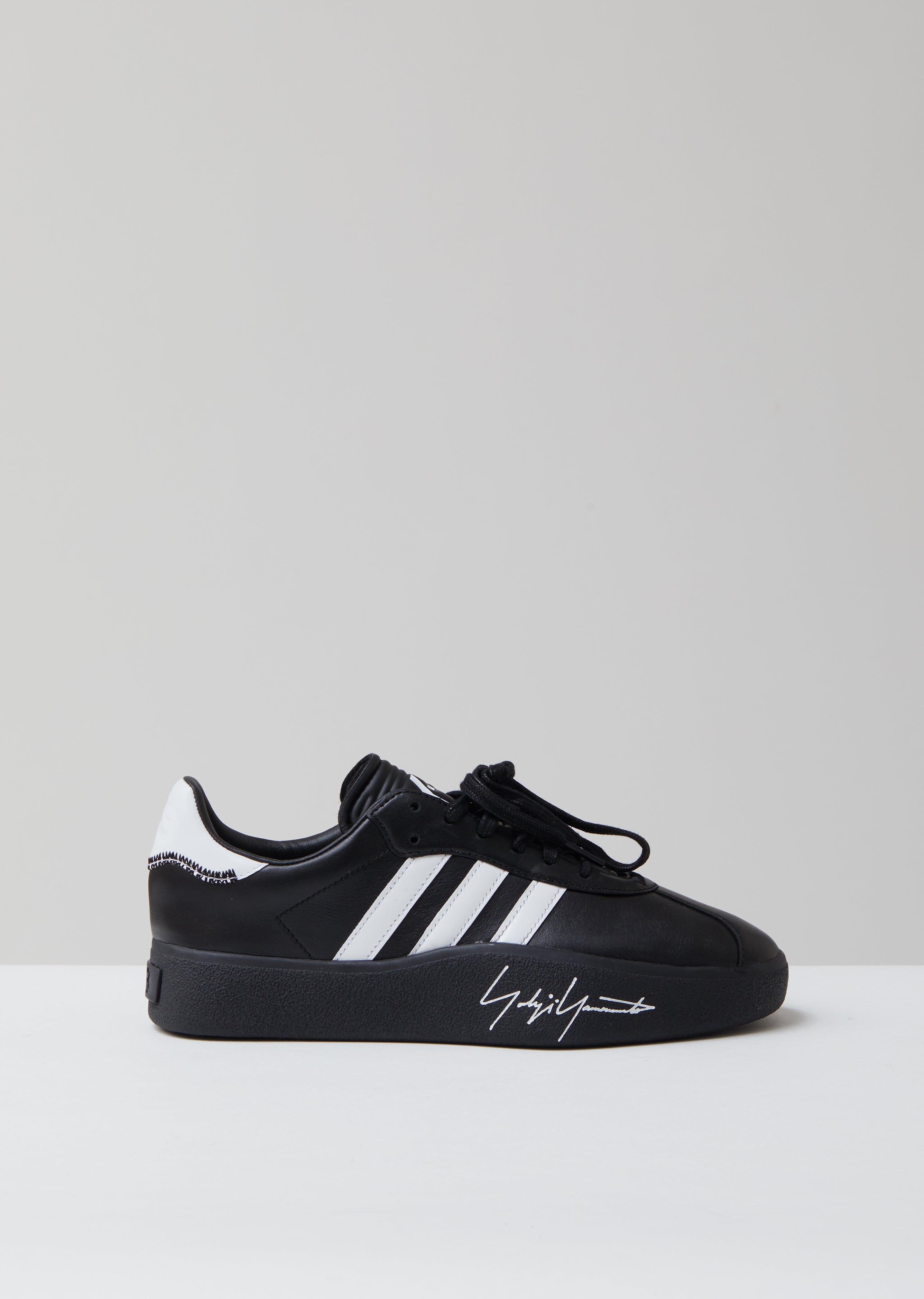Unisex Y-3 Tangutsu Football Sneakers – La Garçonne