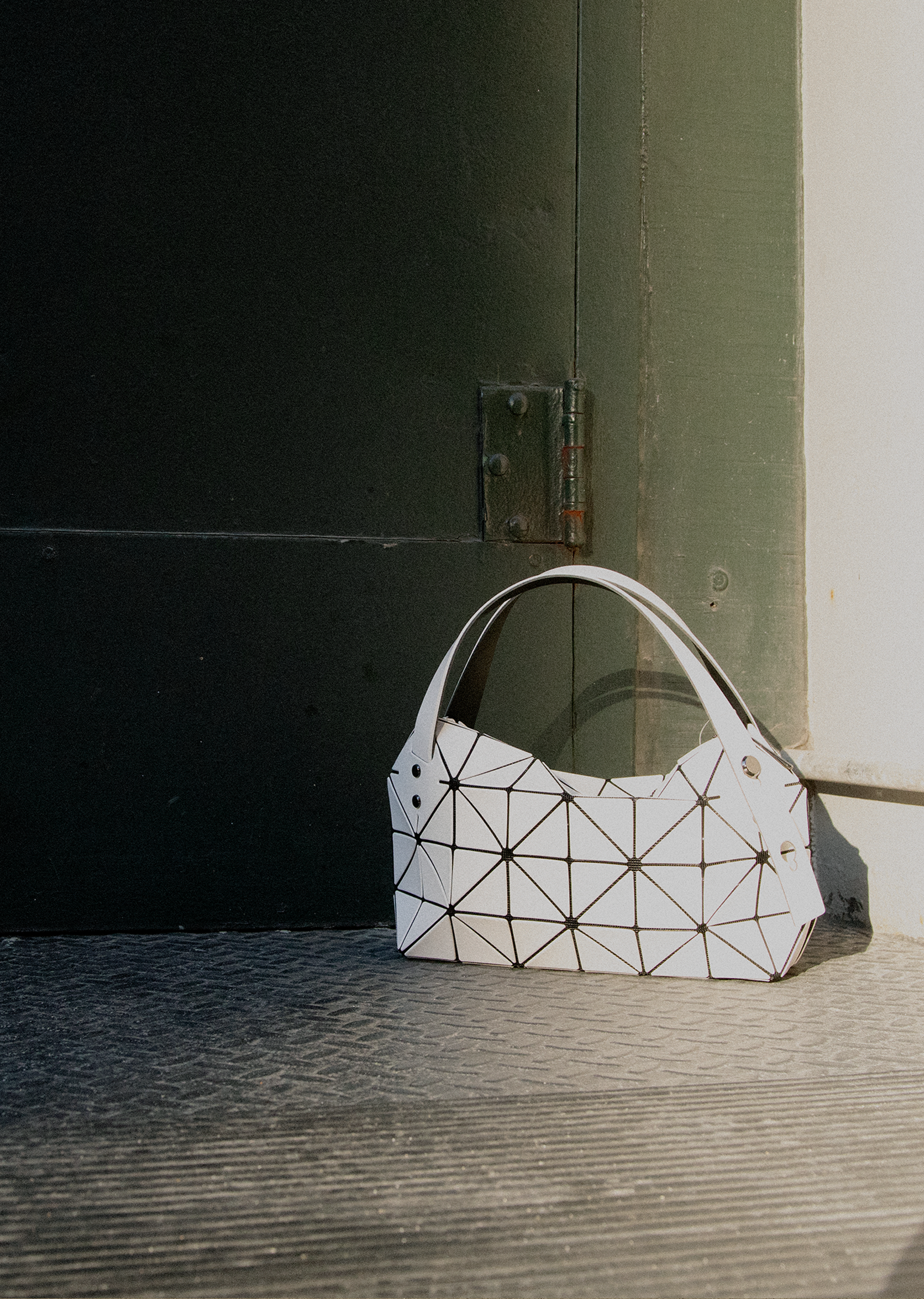 Boston Bag — White – La Garçonne Boston Bag — White – La Garçonne