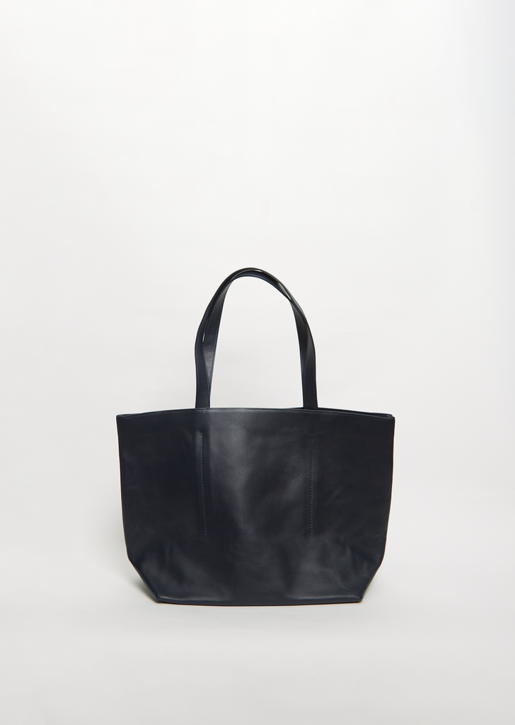 Medium Double Tanned Caff Highway Basket Bag — Navy