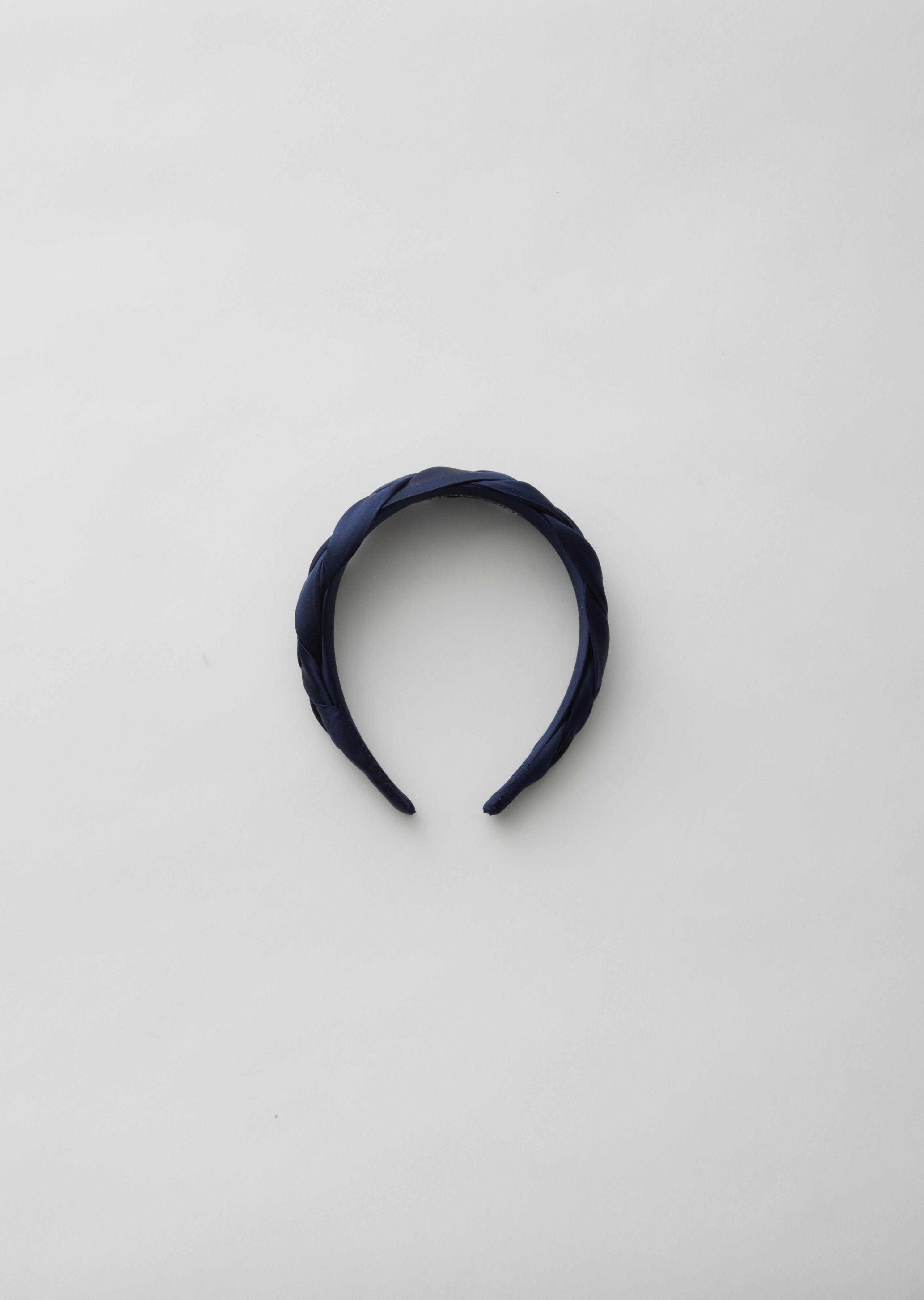 【Sophie Buhai】 Twistedシルクヘッドバンド Classic Twisted Headband | Sophie Buhai