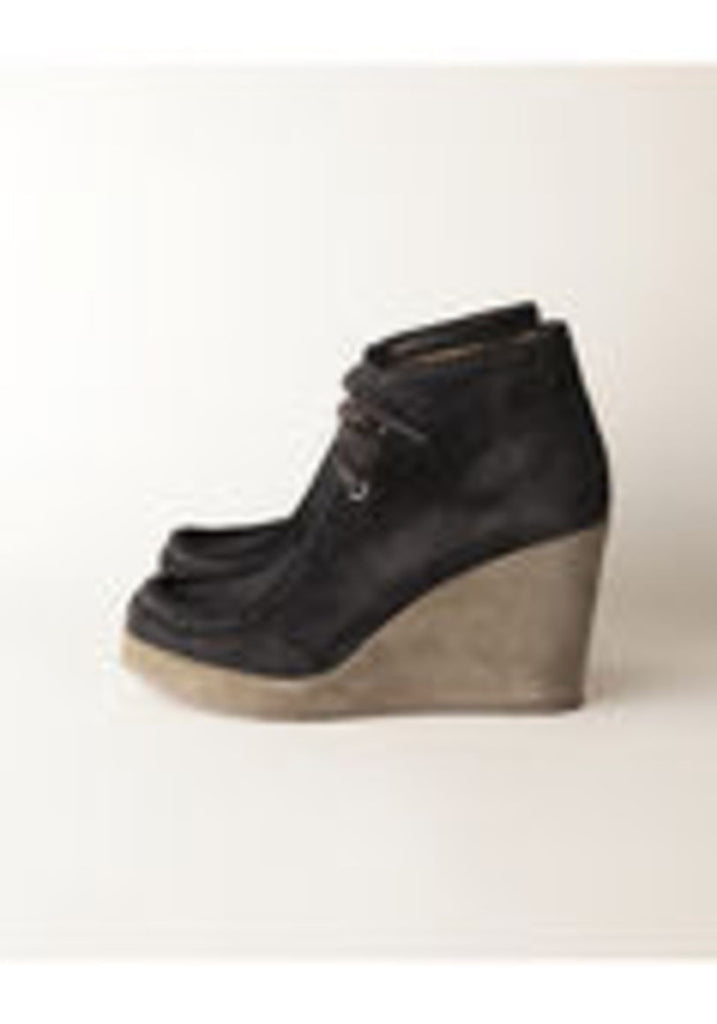 Moccasin Wedge Boot