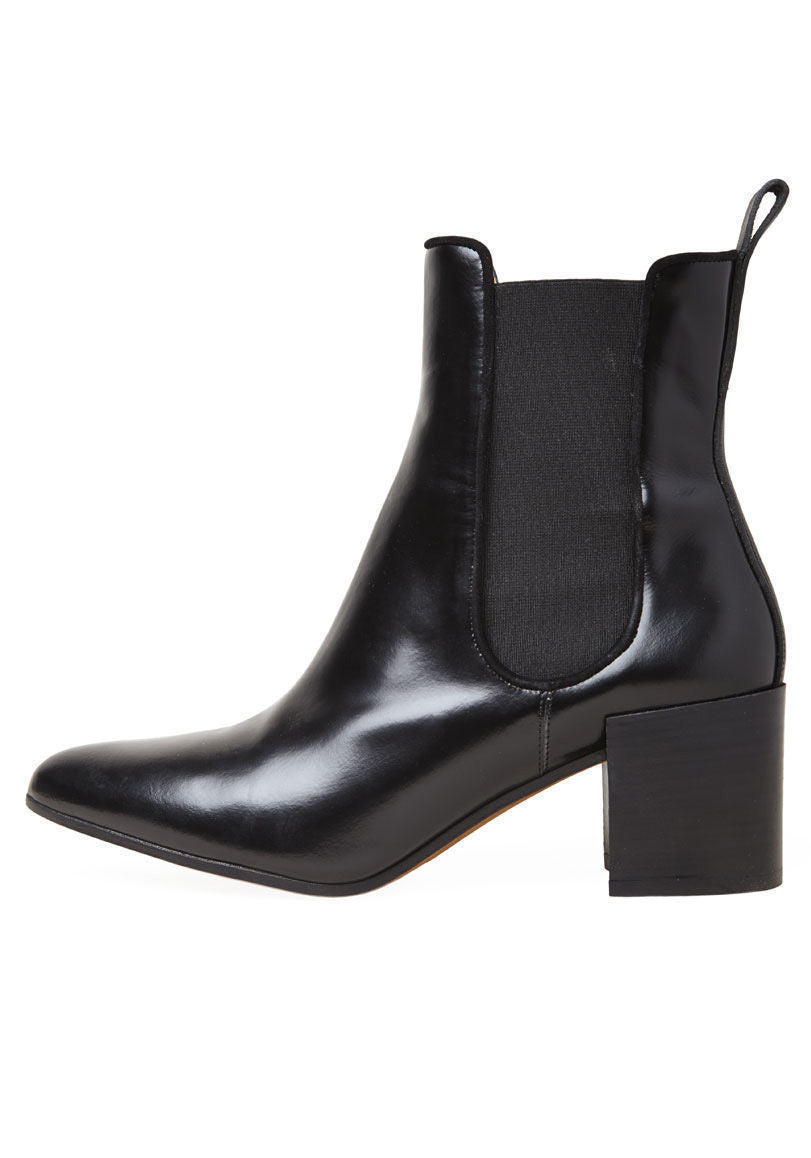 Free Boot – La Garçonne