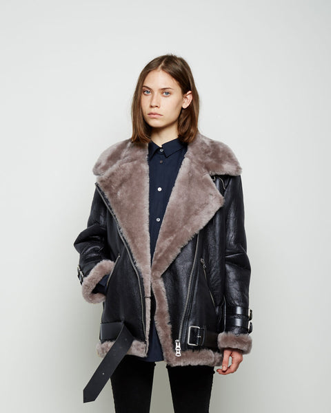 [シヌーン] SINOON OVERSIZED SHEARLING JACKET☆ sinoon(シヌーン) アウター(レディース) - 海外通販のBUYMA