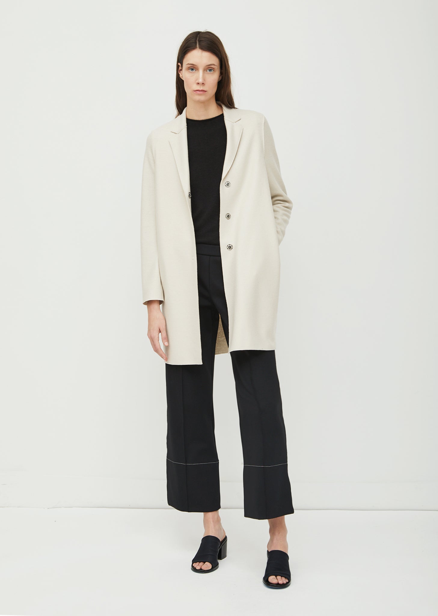 Light Wool Cocoon Coat by Harris Wharf London- La Garçonne Light Wool Cocoon Coat by Harris Wharf London- La Garçonne