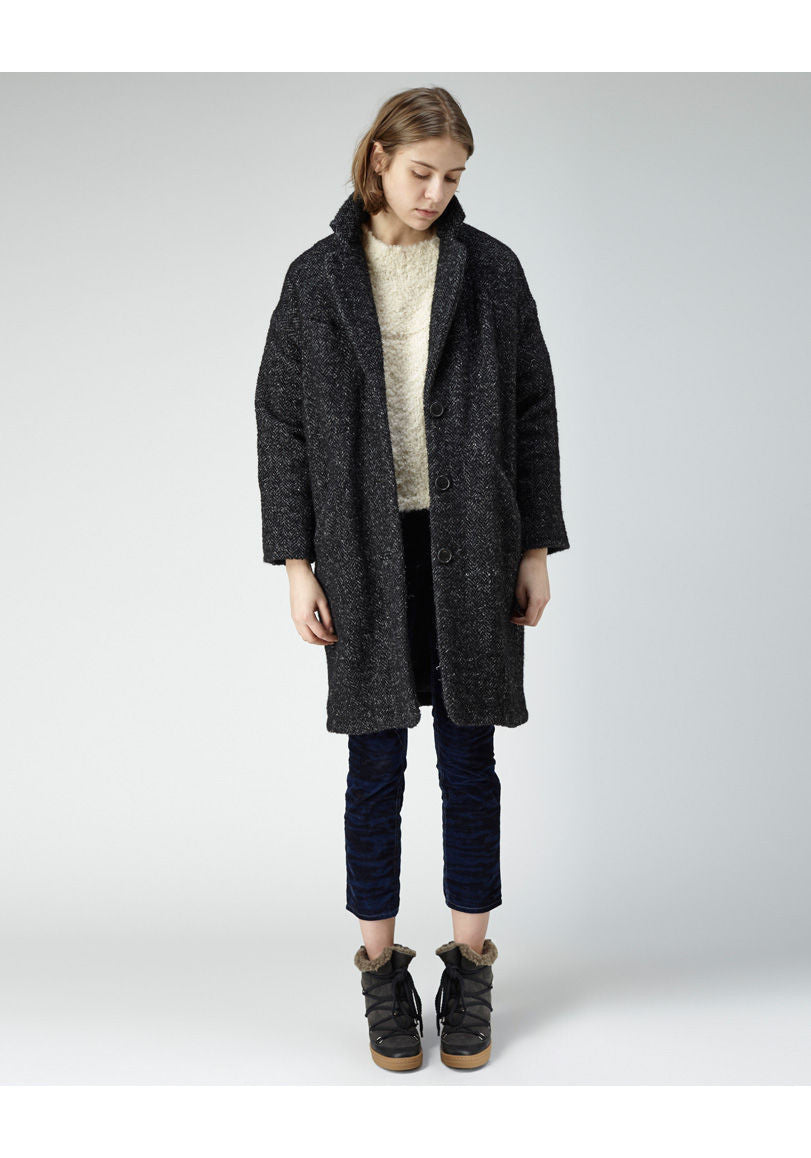 Delphe Herringbone Coat – La Garçonne