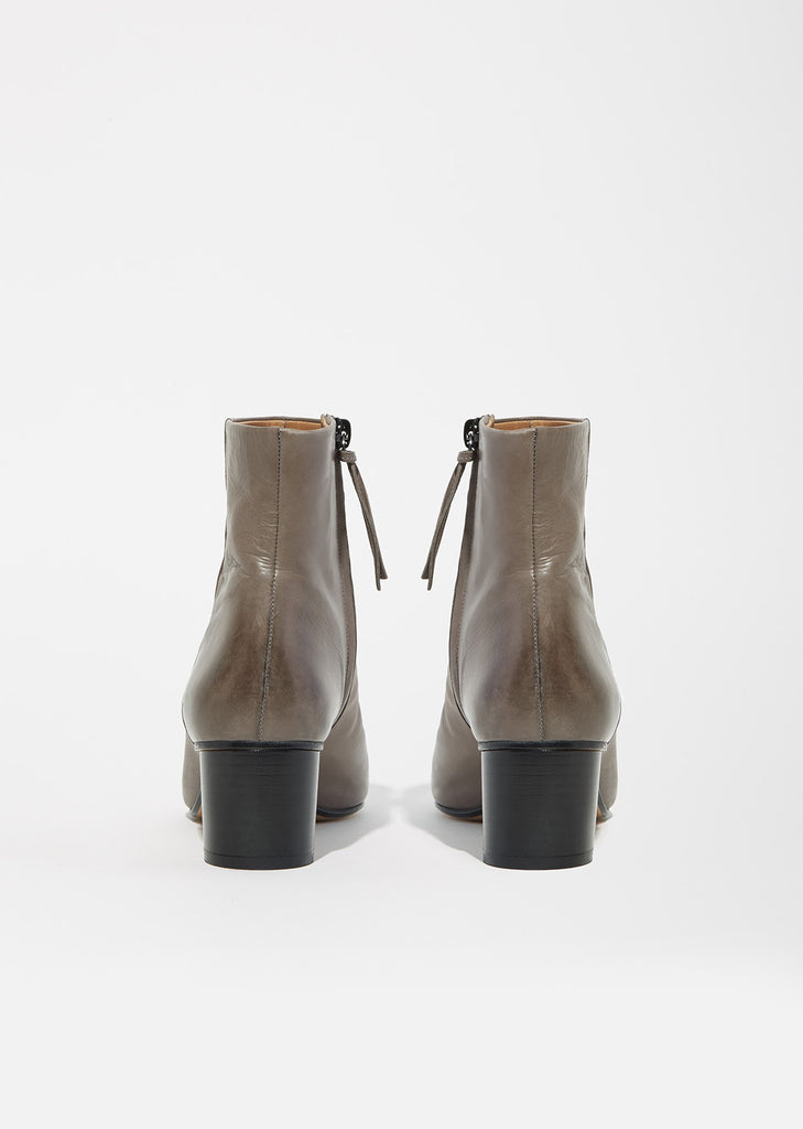 Danay Cylinder Heel Leather Boots