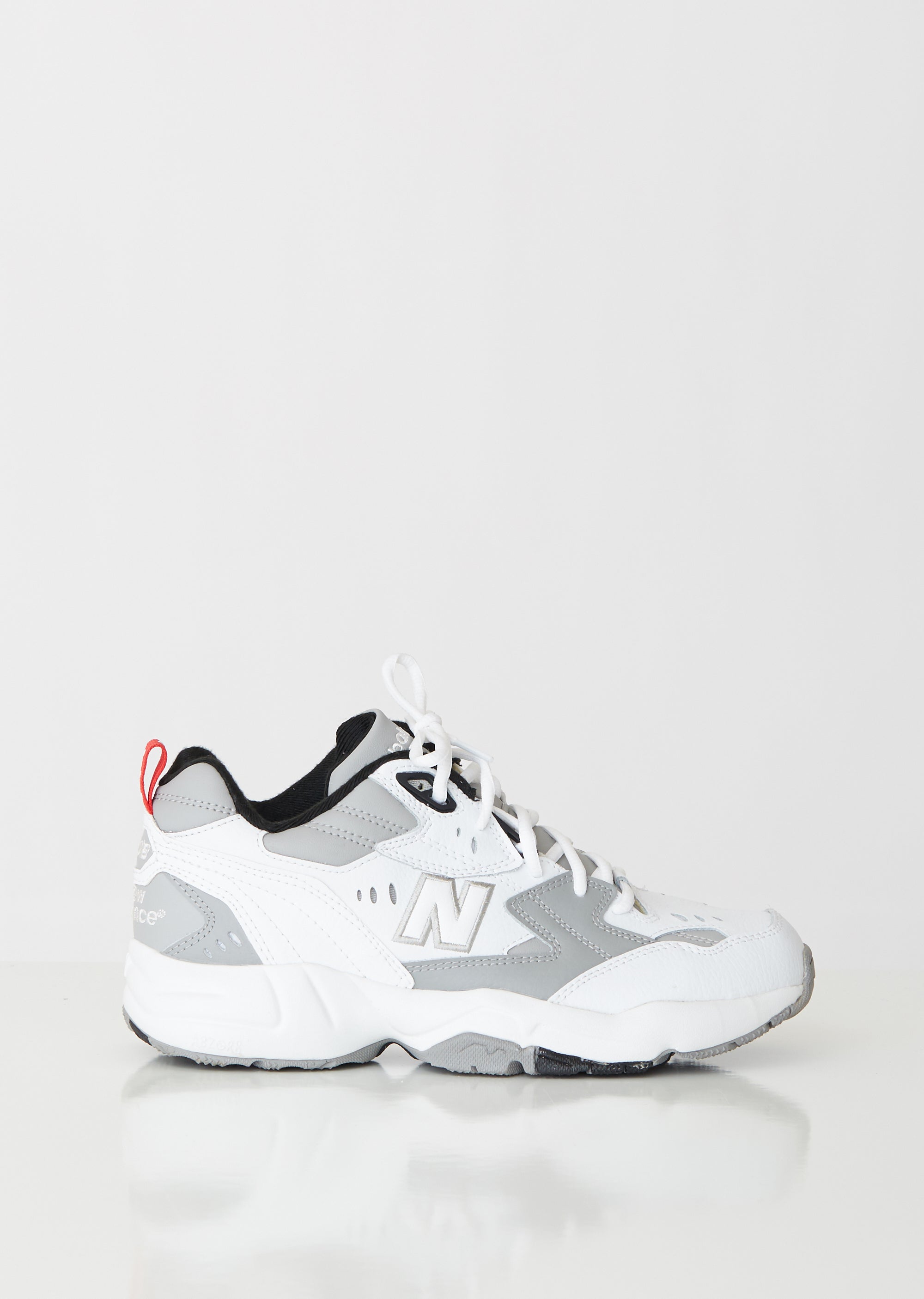 608v1 Sneakers New Balance- – La Garçonne