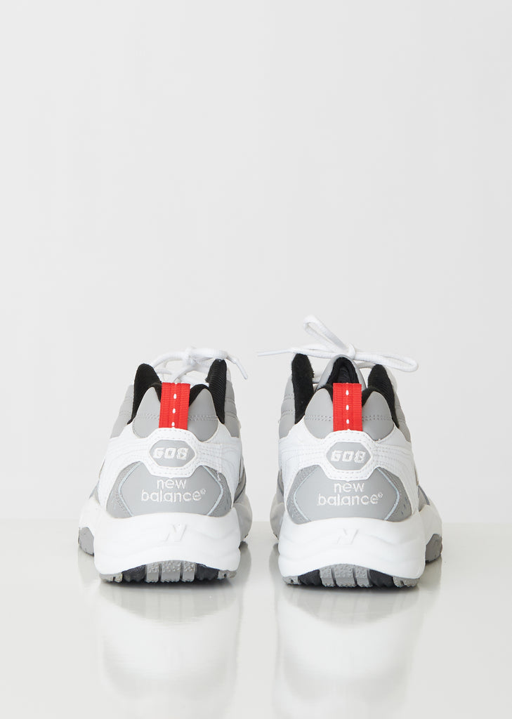 608v1 Sneakers