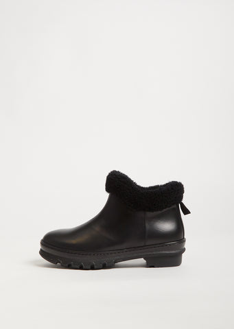 Garden Sheepskin Boot — Black