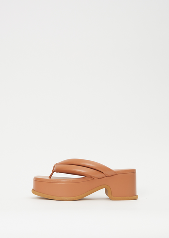 Platform Leather Flip Flop — Beige – La Garçonne