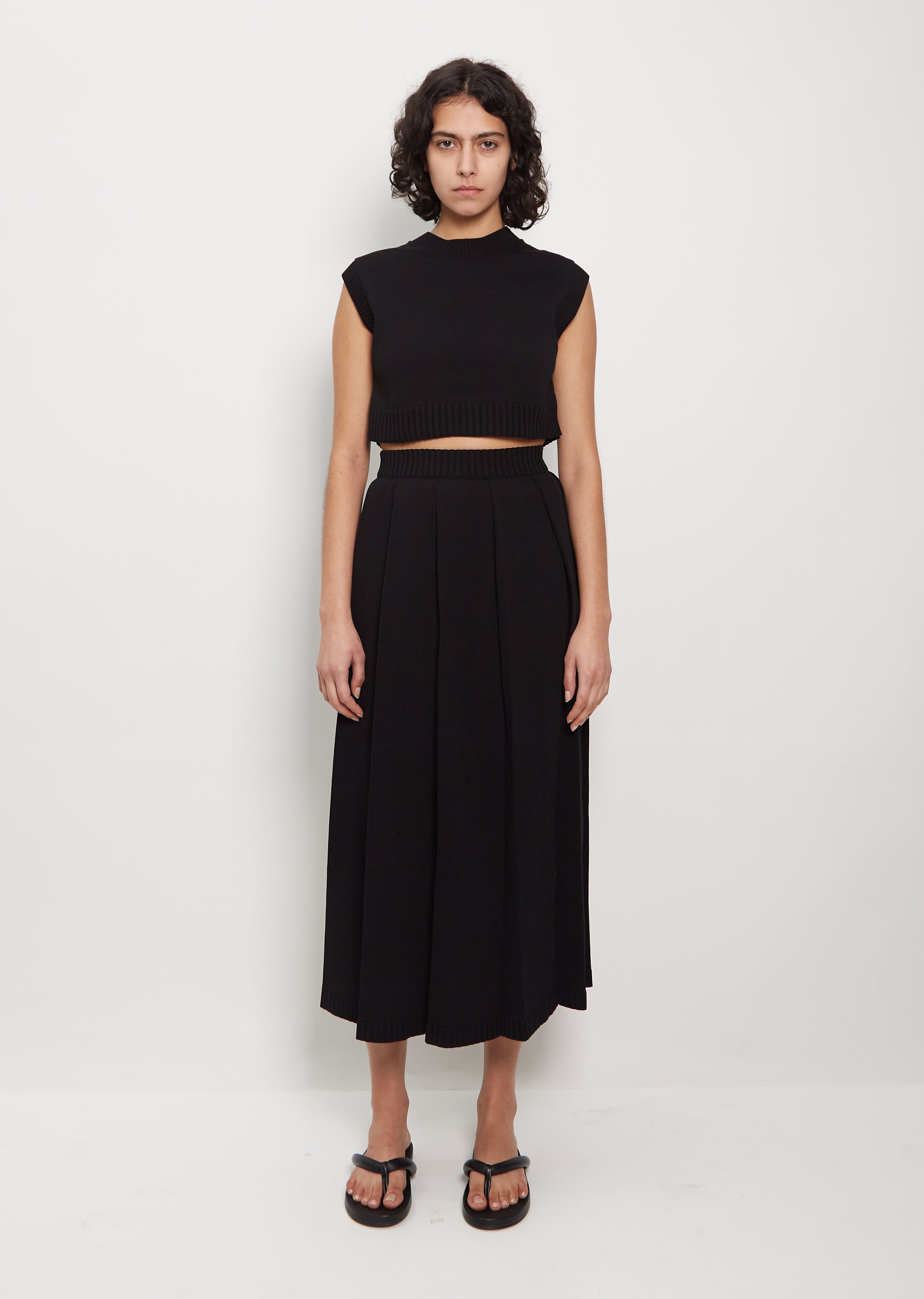 Dry Cotton Knit Pleated Skirt — Black – La Garçonne