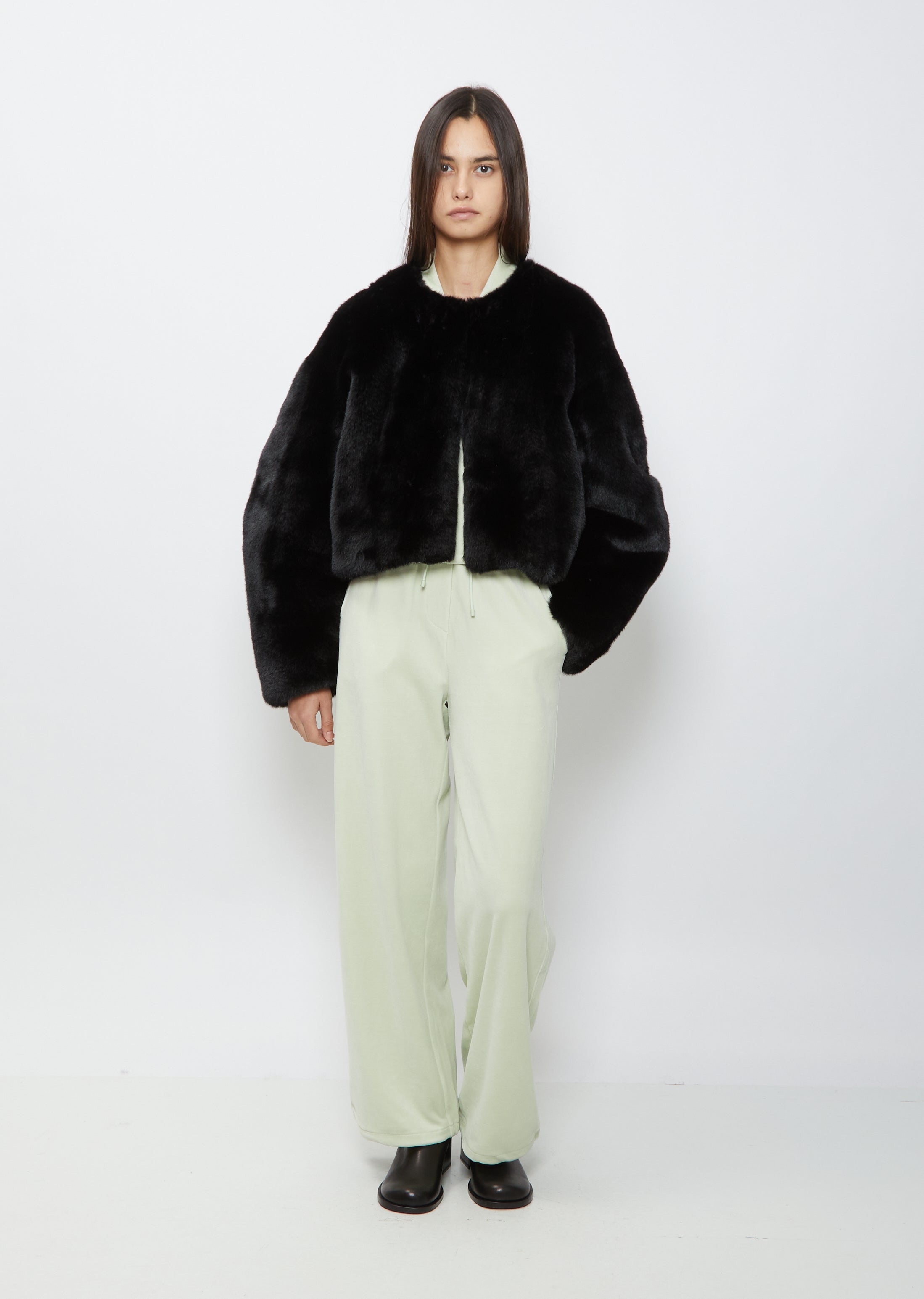 Round Shape Eco Fur Jacket — Black – La Garçonne