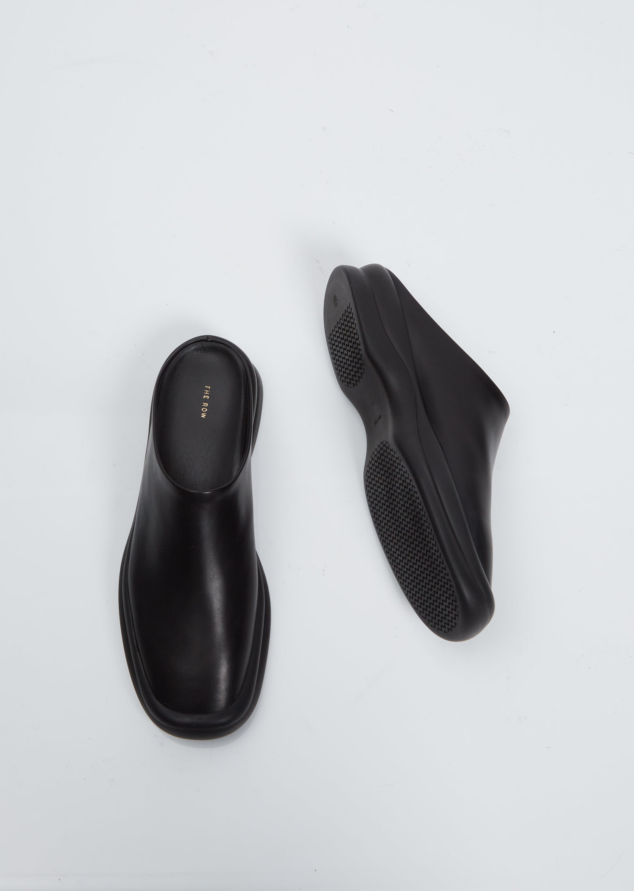 Town Clog — Black – La Garçonne