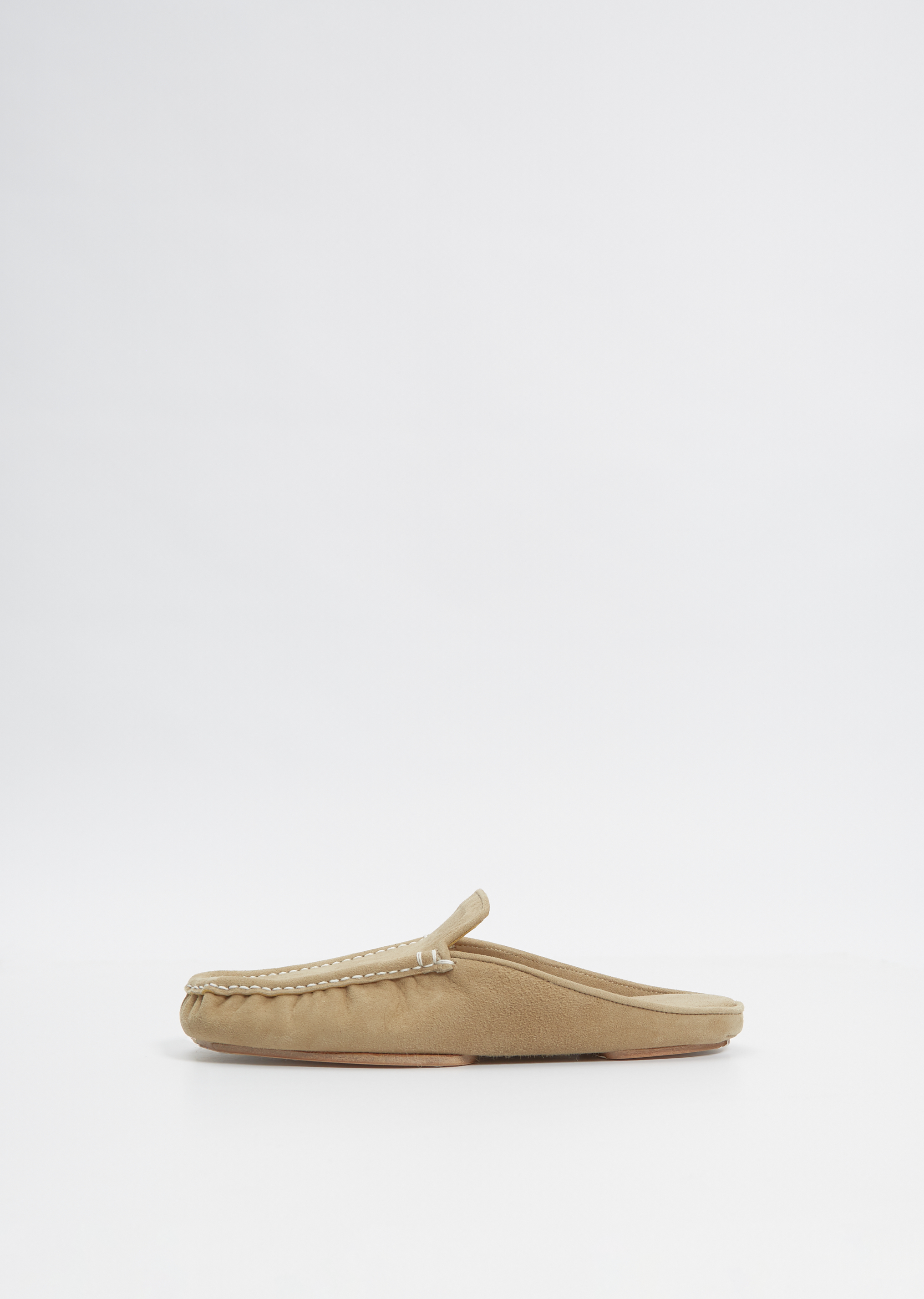 靴 AURALEE SUEDE MOCCASIN SLIPPER 27.0 Suede Moccasin Slipper — Beige – La Garçonne