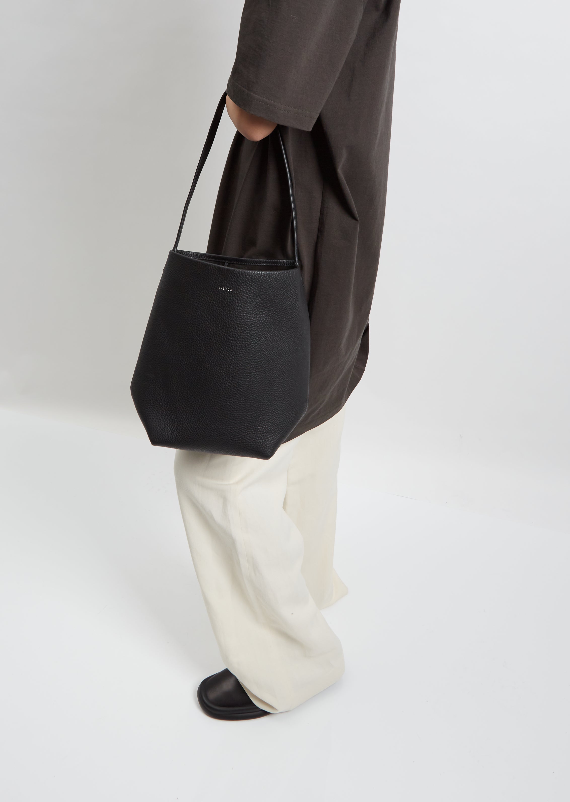 Park Leather Tote Bag in Black - The Row