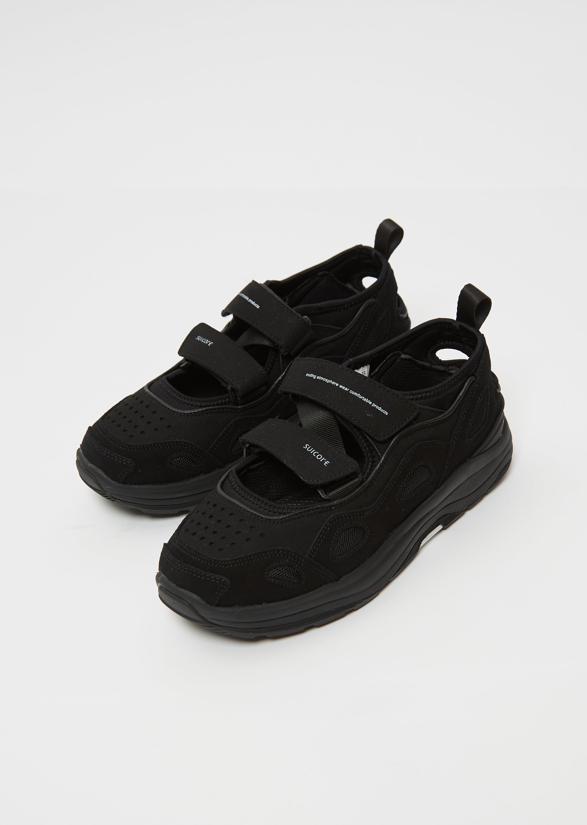 AKK-AB Sneakers — Black – La Garçonne