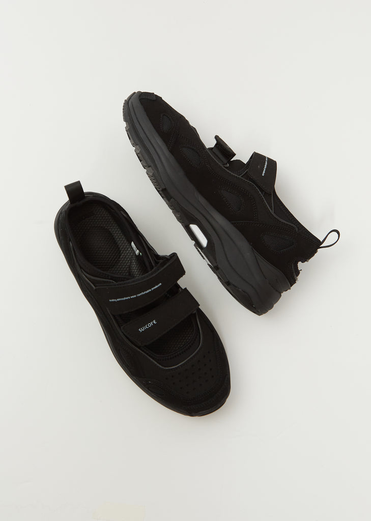 AKK-AB Sneakers — Black