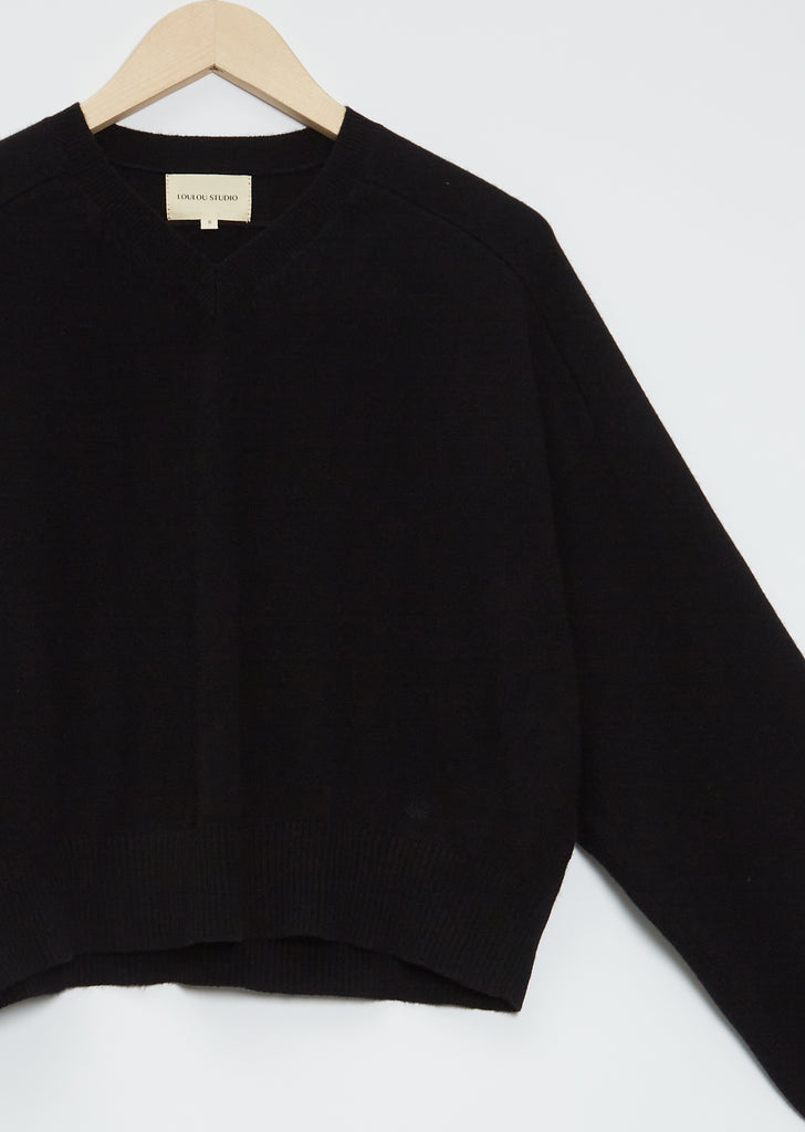 Emsalo V-Neck Cashmere Sweater — Black