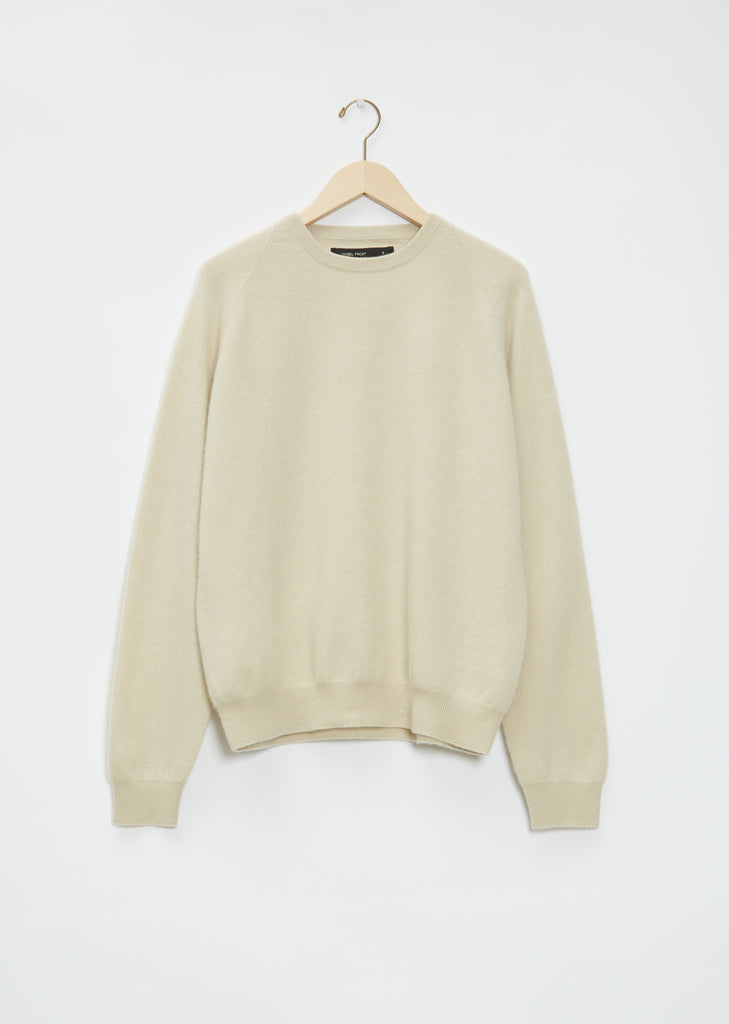 Boyfriend R-Neck Cashmere Sweater — Chalk