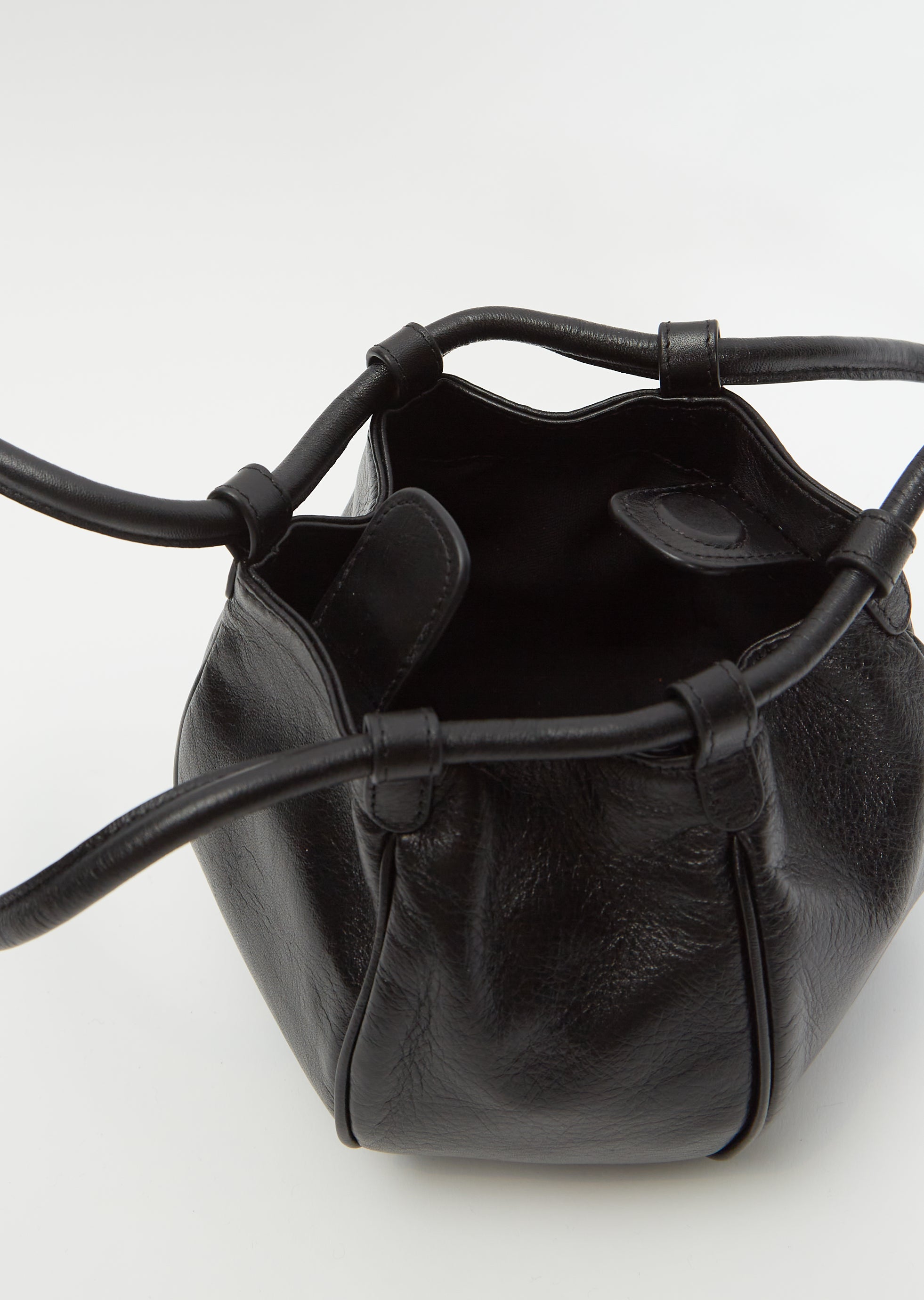 GLOBUL DISTRESSED - Balloon-Shaped Shoulder Bag – Hereu Studio