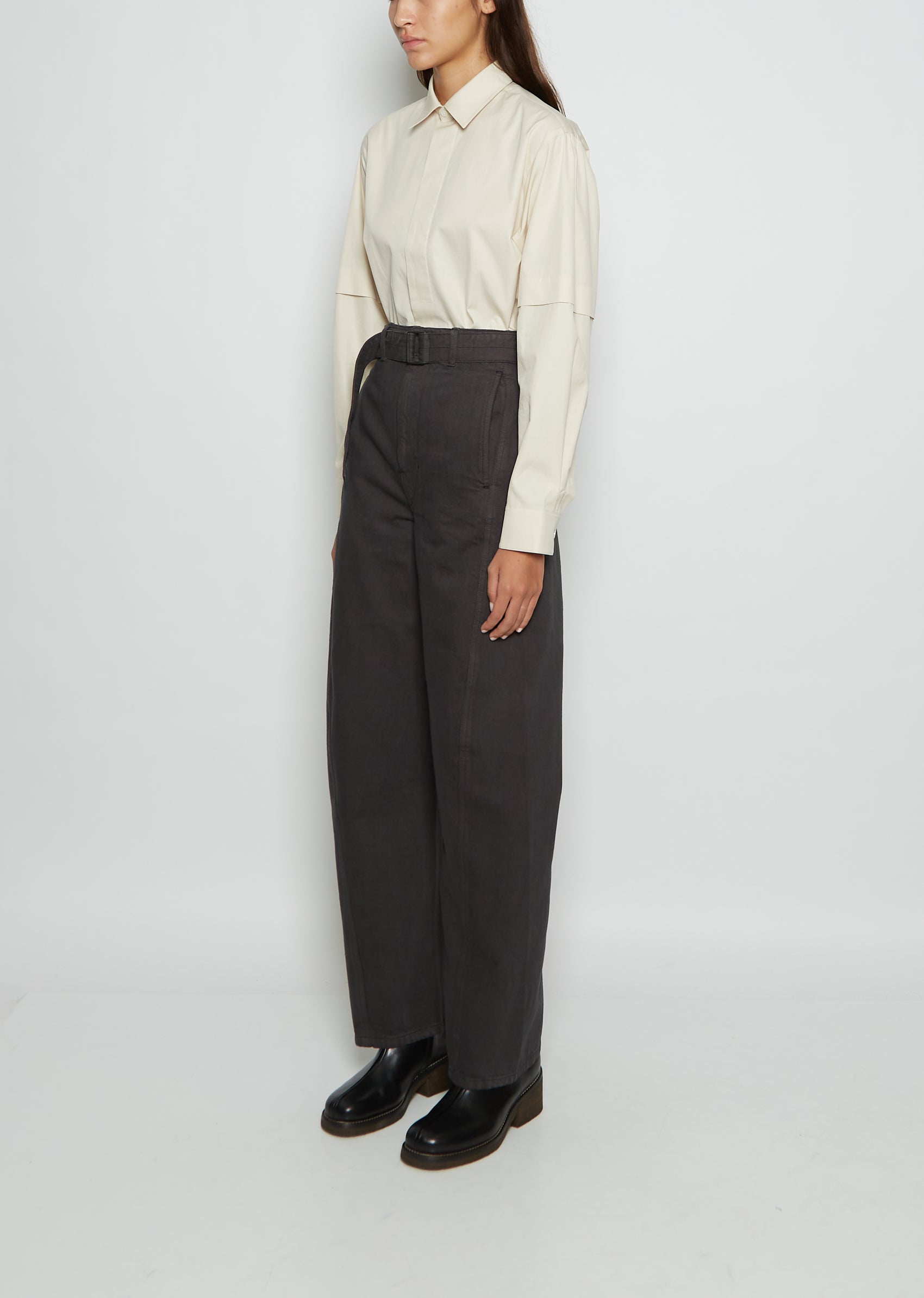 Twisted belted cotton pants in green - Lemaire