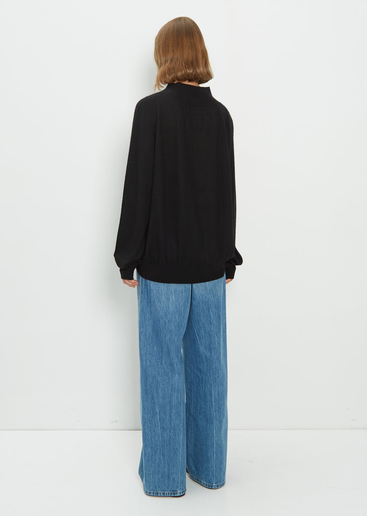 Light Cashmere Shoulder Sweater — Black