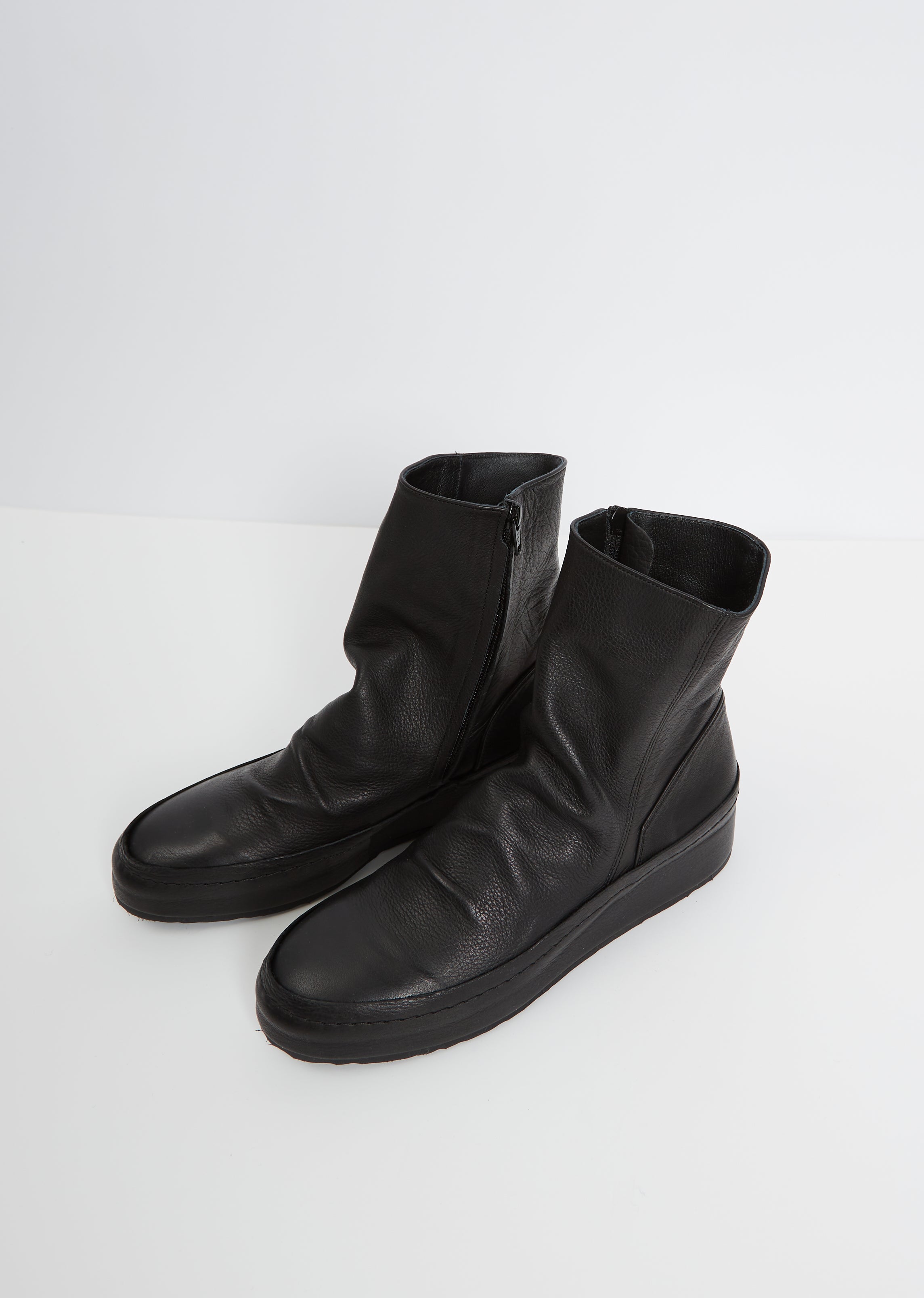 soft oiled leather rlatform drape boot | camillevieraservices.com