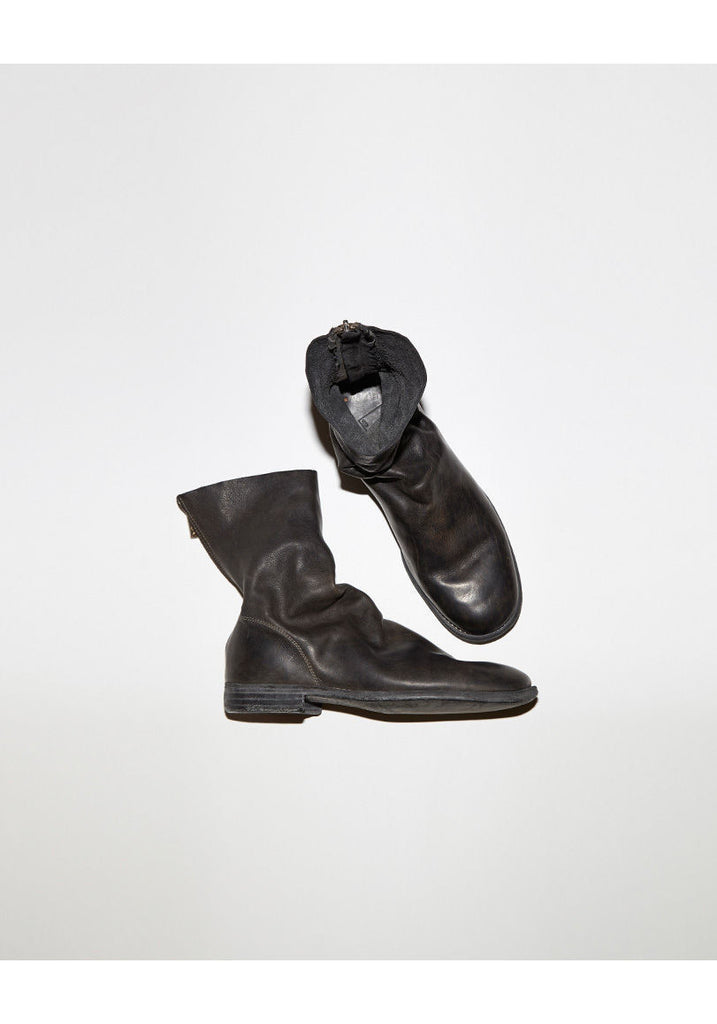 Zip-Back Flat Boot